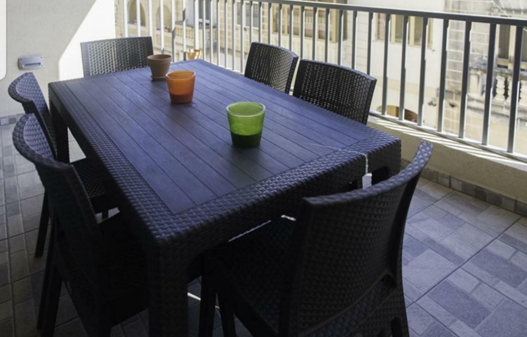 Claire'S Court Apartment มาร์ซาชล็อก ภายนอก รูปภาพ